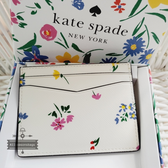 AUTHENTIC Nwt boxed small card holder SLIM garden BOUQUET Cream multi staci - Picture 2 of 6